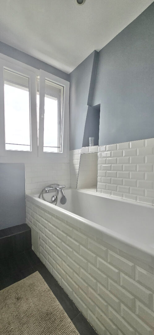 Appartement Paris 4 pièce(s) 93 m2